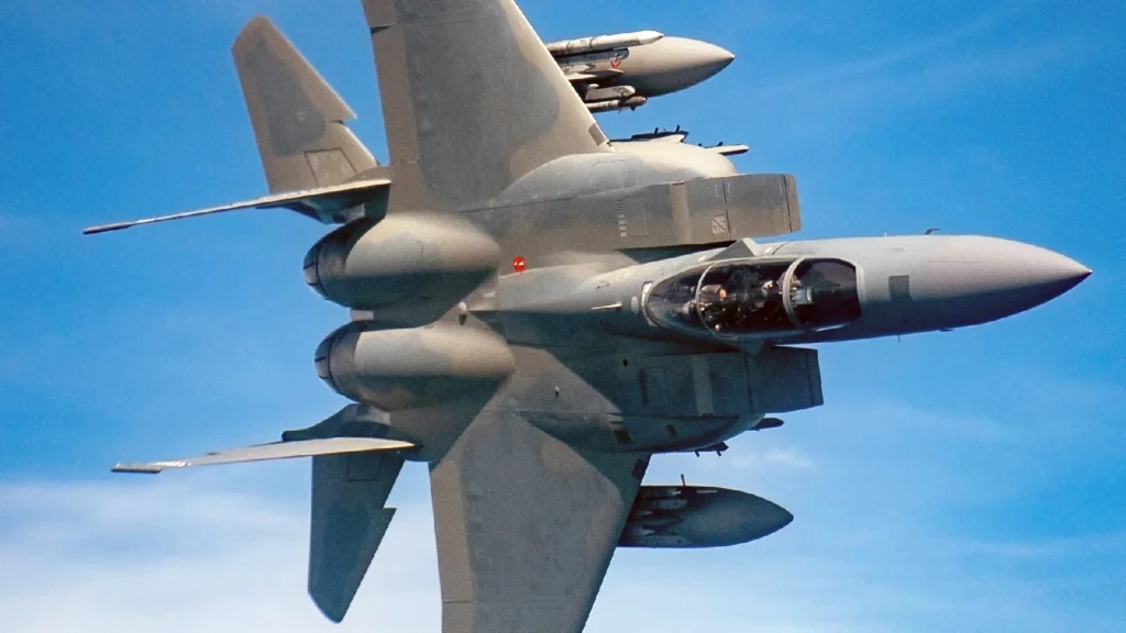 علت ماندگاری جنگنده F-15 Eagle چیست؟ 23 علت ماندگاری جنگنده F-15 Eagle چیست؟