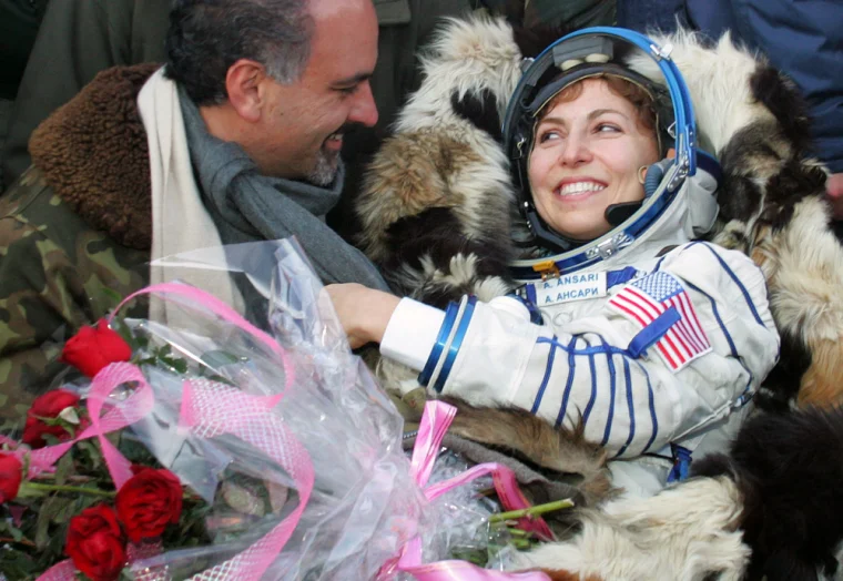 انوشه انصاری