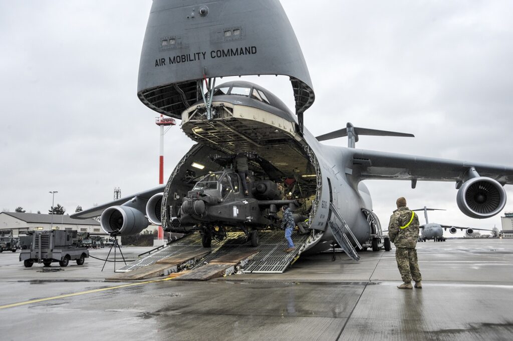 5 مسئله دلنشین در رابطه هواپیمای C-5M Super Galaxy 25 5 نکته جالب در مورد هواپیمای C-5M Super Galaxy