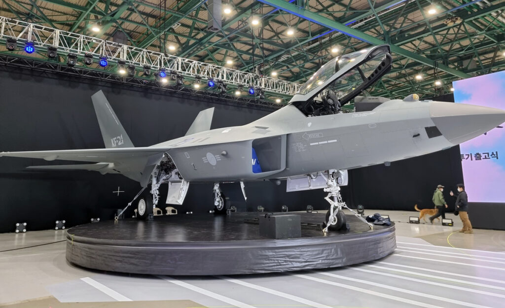 5 حقیقت در رابطه جنگنده KAI KF-21 Boramae کره جنوبی 14 جنگنده KAI KF-21 Boramae کره جنوبی
