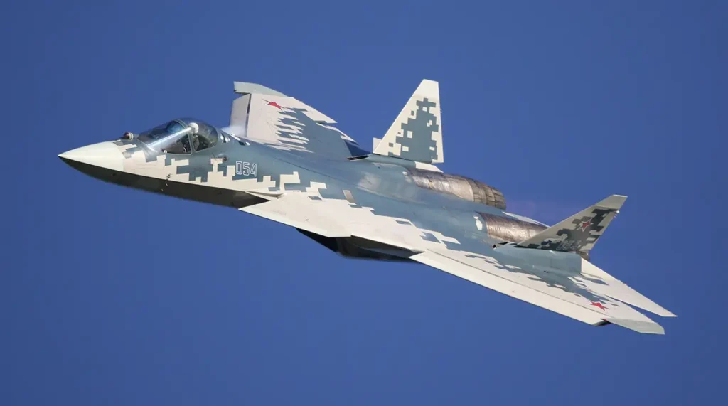 F-22 Raptor در برابر Su-57 Felon