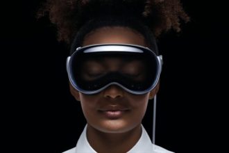 اپل ظاهراً روی یک هدست ویژن پرو ارزان‌تر کار می‌کند؛ عرضه تا پایان 2025