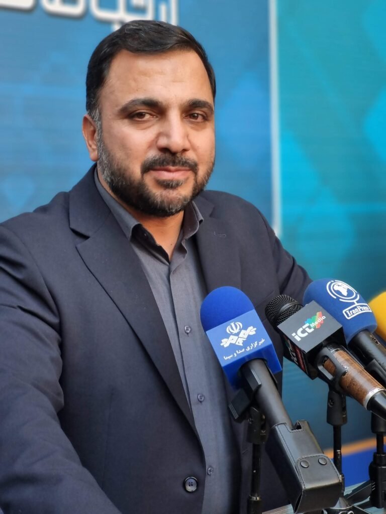 1721556765 918 زارع‌پور در وزارت ارتباطات چه کرد؟‌ عیسی سخن نگفت آفتاب شرق