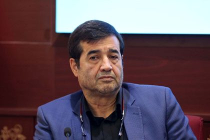 آزادی باید سه ماه دیگر آماده باشد