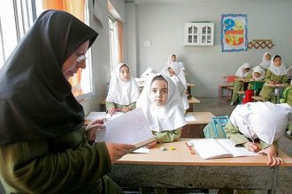 دریافت شهریه در کدام مدارس دولتی مجاز است؟/ ویدئو