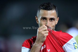 علیپور و پیراهنی که ممکن بود آبی باشد! (عکس)