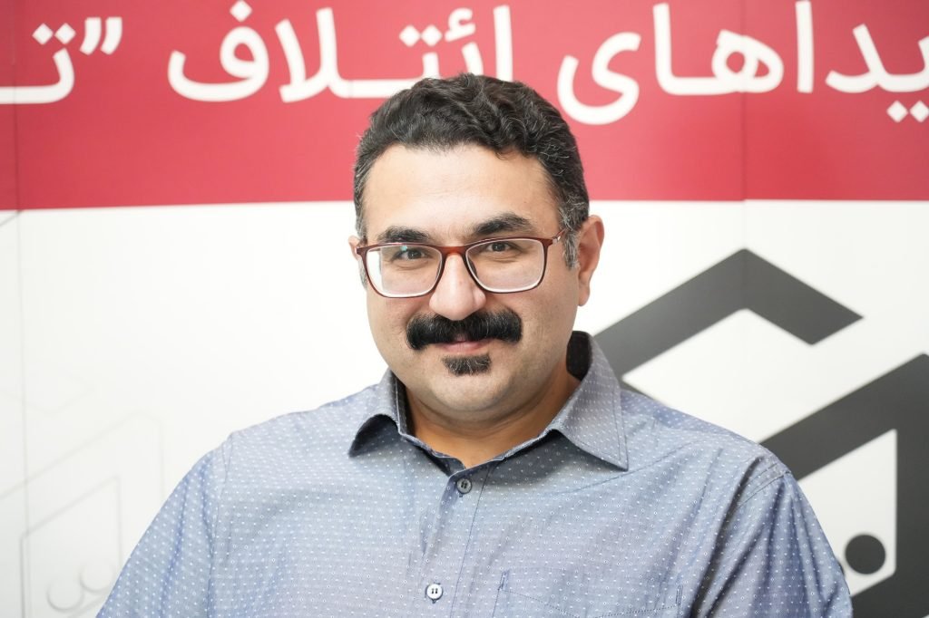 خطر انحلال بیخ گوش اتحادیه کسبوکارهای مجازی است_آفتاب شرق 14 خطر انحلال بیخ گوش اتحادیه کسبوکارهای مجازی است آفتاب شرق