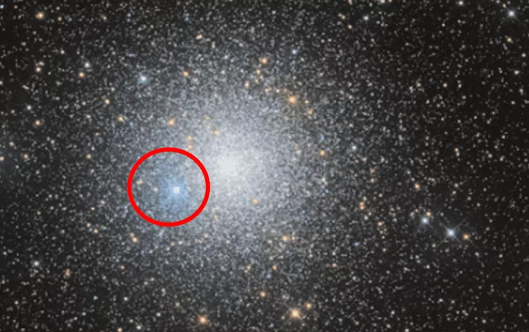 1729886121 818 خوشه کروی NGC 6752 و کهکشان نهان در بعد آن آفتاب.webp