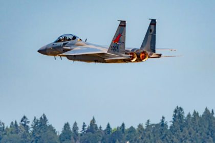 تفاوت بین نسخه های مختلف جنگنده F-15