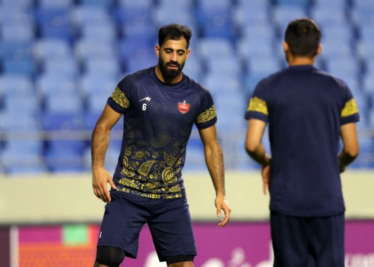 گاریدو دو ملی‌پوش پرسپولیس را برای بازی با مس سونگون استراحت داد
