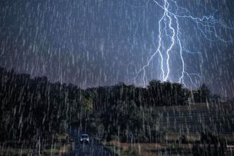 رگبار و رعدوبرق در غرب و جنوب غرب کشور/ ویدئو