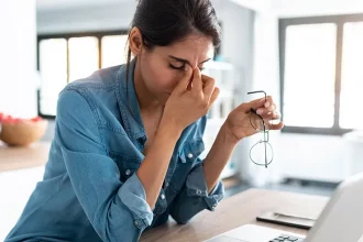چرا عصرها سردرد می گیرم؟
