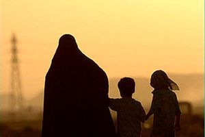 کدام زن با یک میلیون تومان یا خانواده ۵ نفری با ۳ میلیون تومان می‌تواند گذران زندگی کند؟