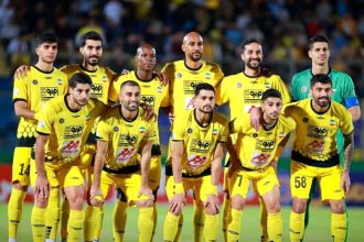 بازی سپاهان را با دو تلویزیون تماشا کنید!