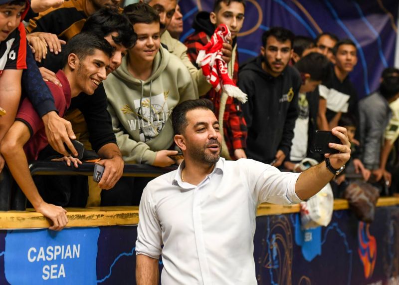 در تسخیر قهرمان و نایب قهرمان نیم‌فصل