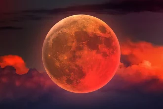 تصویر روز ناسا؛ ماه‌گرفتگی کلی در آسمان اروگوئه