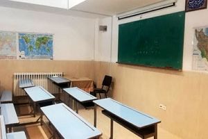 اخراج معلم متعرض به چند دانش‌آموز در تهران