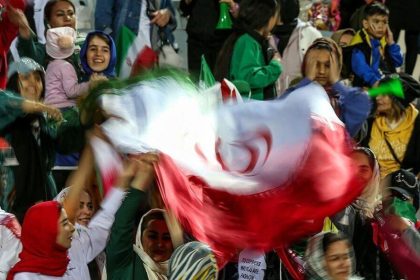 موافقت با حضور تماشاگران زن در بازی ایران و کره شمالی در مشهد