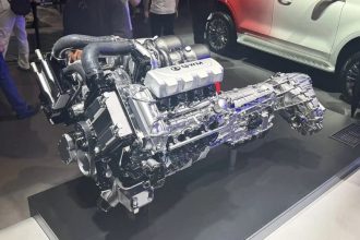 موتور V8