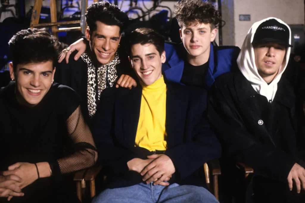 بهترین گروه های موسیقی پسرانه_آفتاب شرق 30 گروه موسیقی New Kids On The Block
