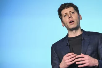 چشم‌انداز جاه‌طلبانه OpenAI: تبدیل ChatGPT به سیستم‌عامل هوش مصنوعی