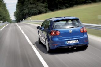 فولکس واگن گلف R32