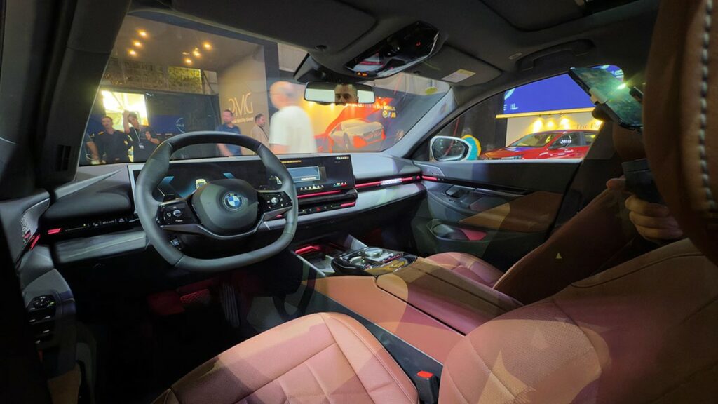 نمایشگاه خودرو شیراز