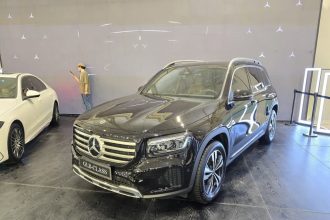 مرسدس بنز GLB 200