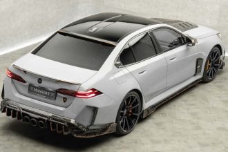 بی ام و M5 منصوری