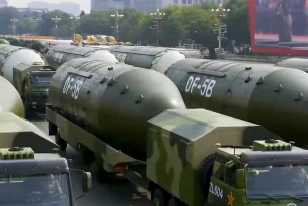 دوربردترین موشکهای حال حاضر جهان_آفتاب شرق 40 موشک DF-5A ساخت چین