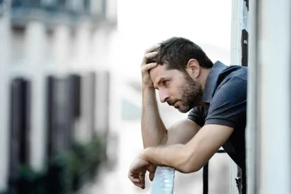 چطور با از دست دادن شغل کنار بیاییم؟ + ۱۰ پیشنهاد برای بعد از دست دادن شغل