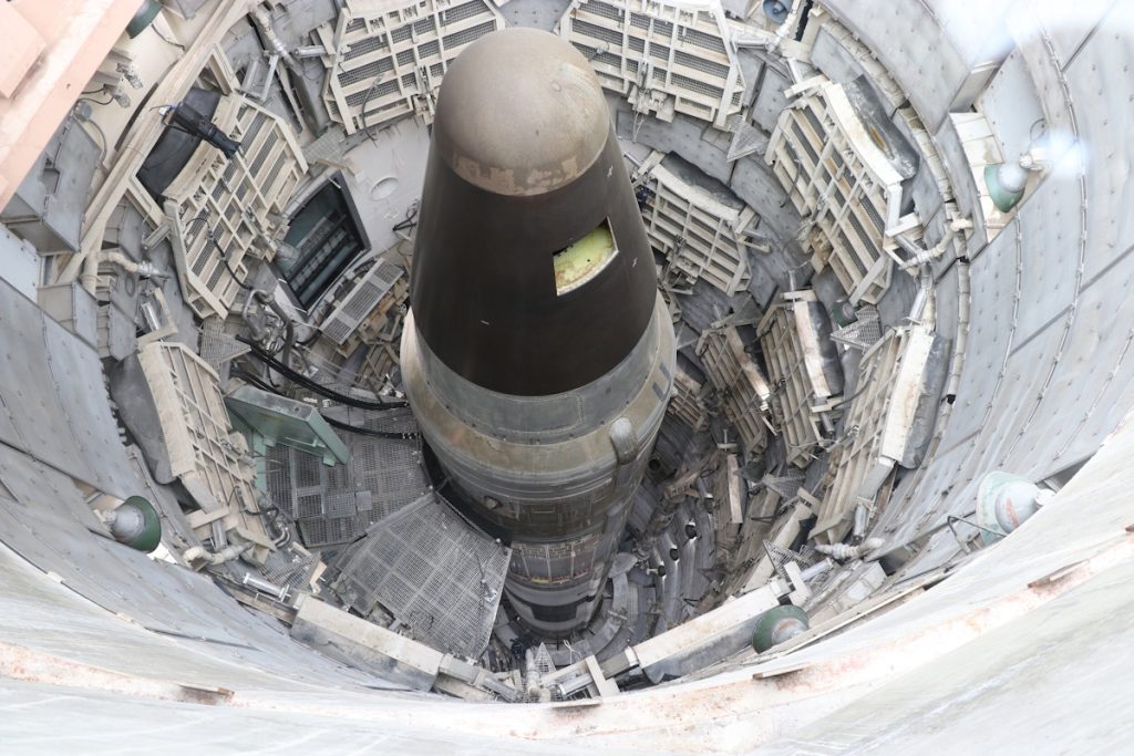 دوربردترین موشکهای حال حاضر جهان_آفتاب شرق 42 موشک Titan II