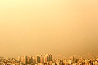 شاخص آلودگی می‌تازد |  تداوم آلودگی شدید هوای تهران