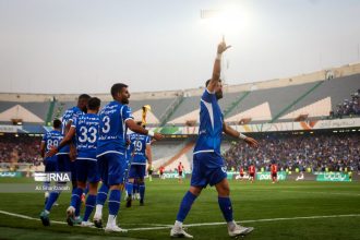 صدای سرمربی استقلال درآمد!_آفتاب شرق 8 صدای سرمربی استقلال درآمد!