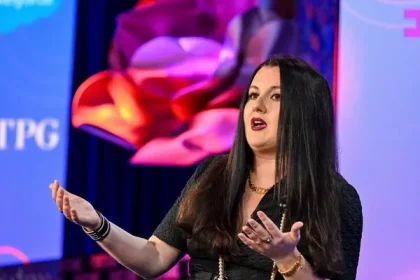 رهبری بخش اپلیکیشن‌های OpenAI توسط فیجی سیمو