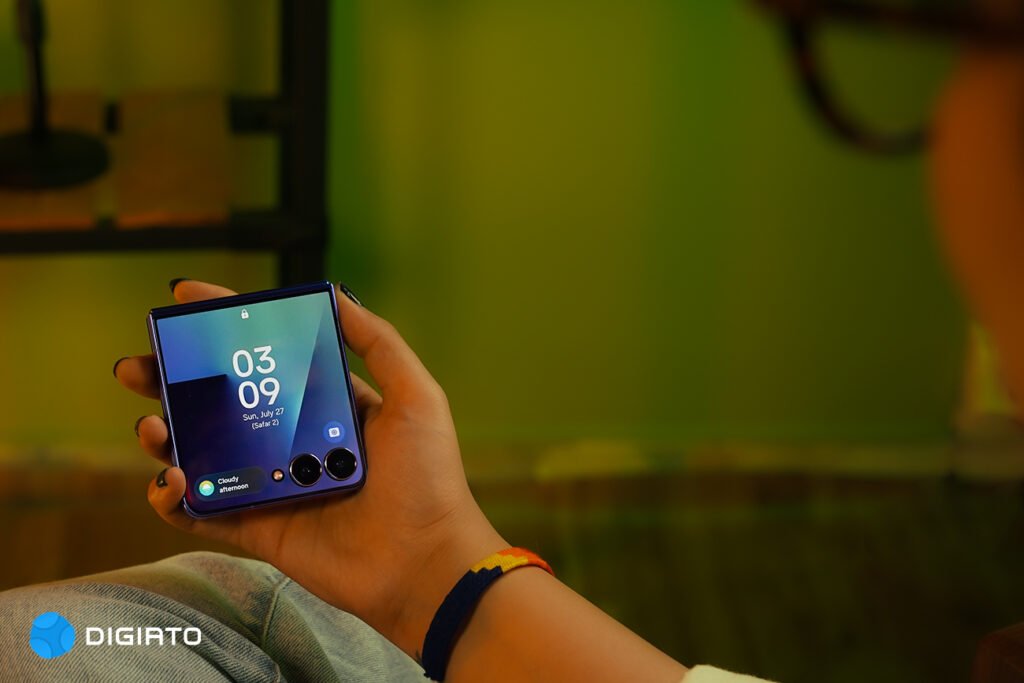 بازدید سامسونگ گلکسی Z Flip 7: این شد یک چیزی_آفتاب شرق 40 1753840340 60 بازدید سامسونگ گلکسی Z Flip 7 این شد یک چیزی آفتاب