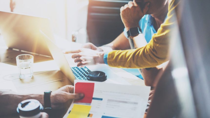 استراتژی رقابت در بازار اروپا برای استارتاپ ها_آفتاب شرق 1 استراتژی رقابت در بازار اروپا برای استارتاپ ها