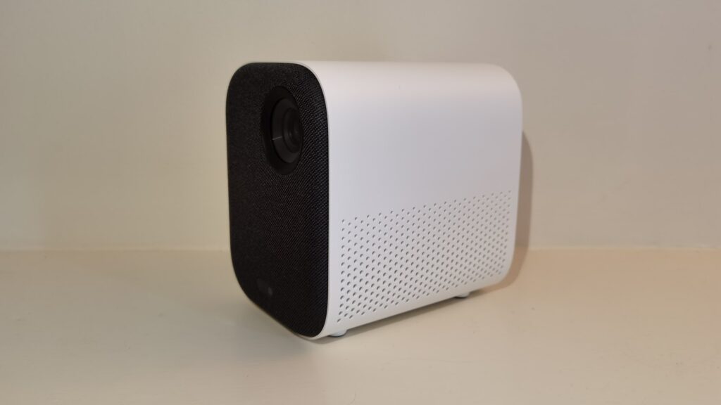 راهنمای خرید بهترین پروژکتور خانگی برای فیلم و بازی_آفتاب شرق 11 بهترین پروژکتور خانگی