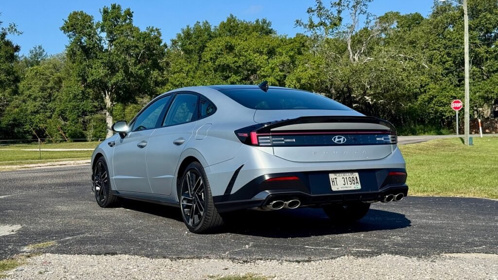 هیوندای سوناتا N Line نوع جدیدی از خودروهای عضلانی را به نمایش میگذارد_آفتاب شرق 7 هیوندای سوناتا N Line