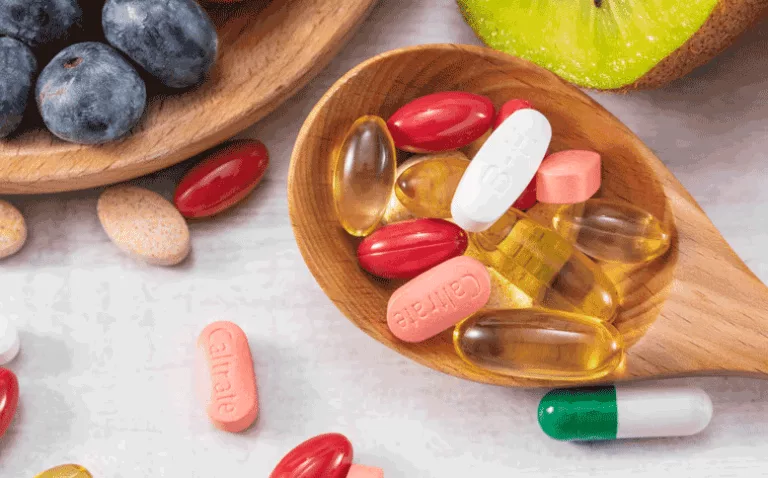 معارفه بهترین مولتی ویتامین زنان؛ ویژگیهای مولتی ویتامین خوب زنان_آفتاب شرق 10 مولتی ویتامین