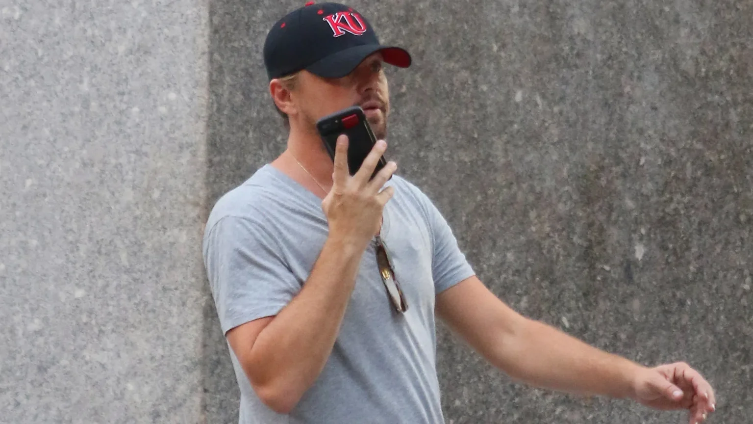 شایع ترین مشکل روانی در بین سلبریتی ها چیست؟_آفتاب شرق 13 3 601