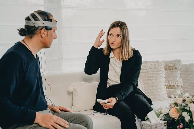 شایع ترین مشکل روانی در بین سلبریتی ها چیست؟_آفتاب شرق 11 5 370