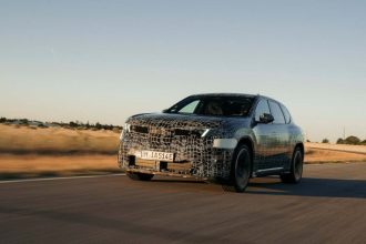 ۴۰ مدل تازه از خودروهای بی ام و نیو کلاس تا سال ۲۰۲۷ به بازار میآیند_آفتاب شرق 8 بی ام و نیو کلاس