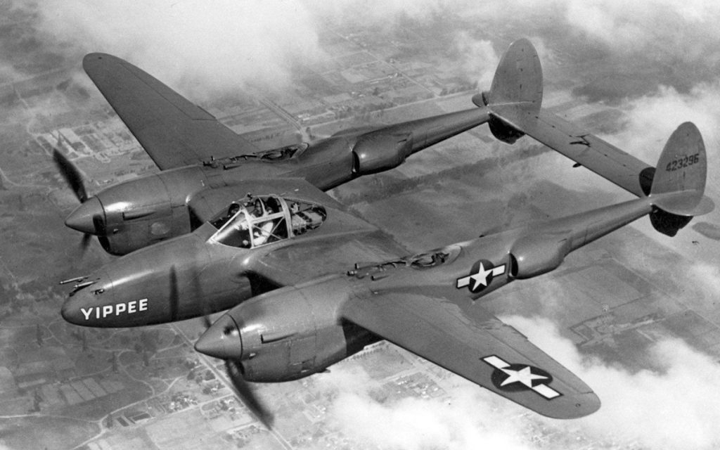 جنگنده P-38 Lightning