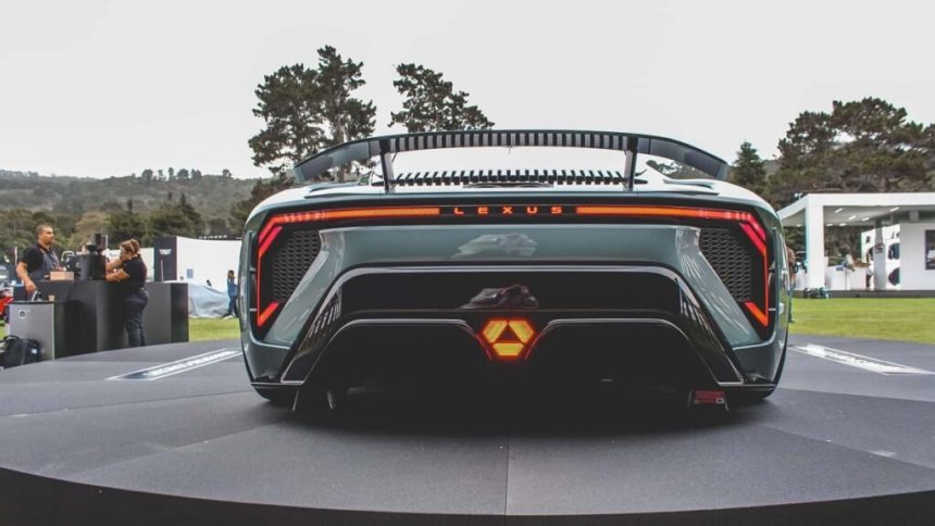 نسخه مفهومی لکسوس LFR معارفه شد؛ خودرویی اسپرت با طراحی متفاوت_آفتاب شرق 3 لکسوس LFR