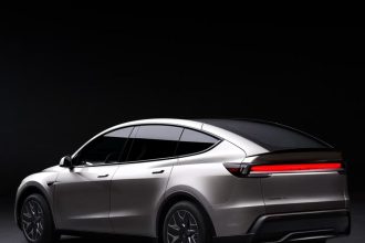 تسلا Model Y L با پیکربندی ۶ صندلی و برد ۷۵۰ کیلومتری در چین اراعه شد_آفتاب شرق 9 تسلا Model Y L