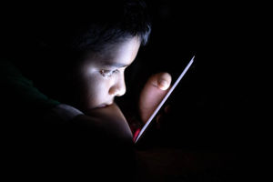 از چالش خطرناک «نهنگ آبی» تا «عقاب خونی»