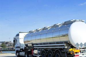 ماجرای اسکورت تانکرهای بنزین توسط پلیس راهور_آفتاب شرق 3 ماجرای اسکورت تانکرهای بنزین توسط پلیس راهور