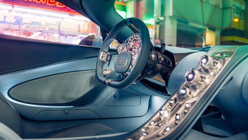 موجودی خودروهای بوگاتی همه شد، اولین تحویل، ۴ سال دیگر_آفتاب شرق 4 توربیلون