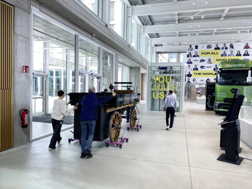 بازسازی اولین کامیون بنزینی دایملر